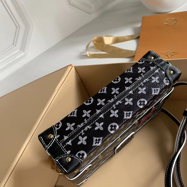 ルイヴィトン キャットグラム プティットマル 偽物 NM ショルダー バッグ M44437